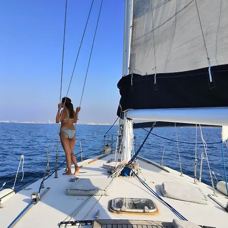 Holiday home Boat & Sleep Ehoa Formula *