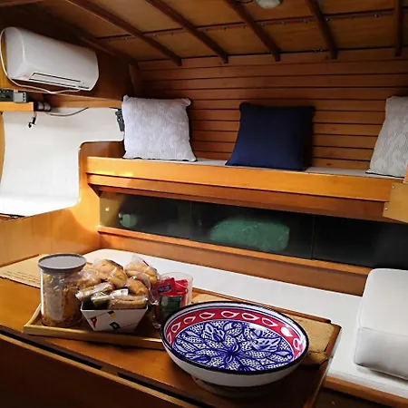 Holiday home Boat & Sleep Ehoa Formula *